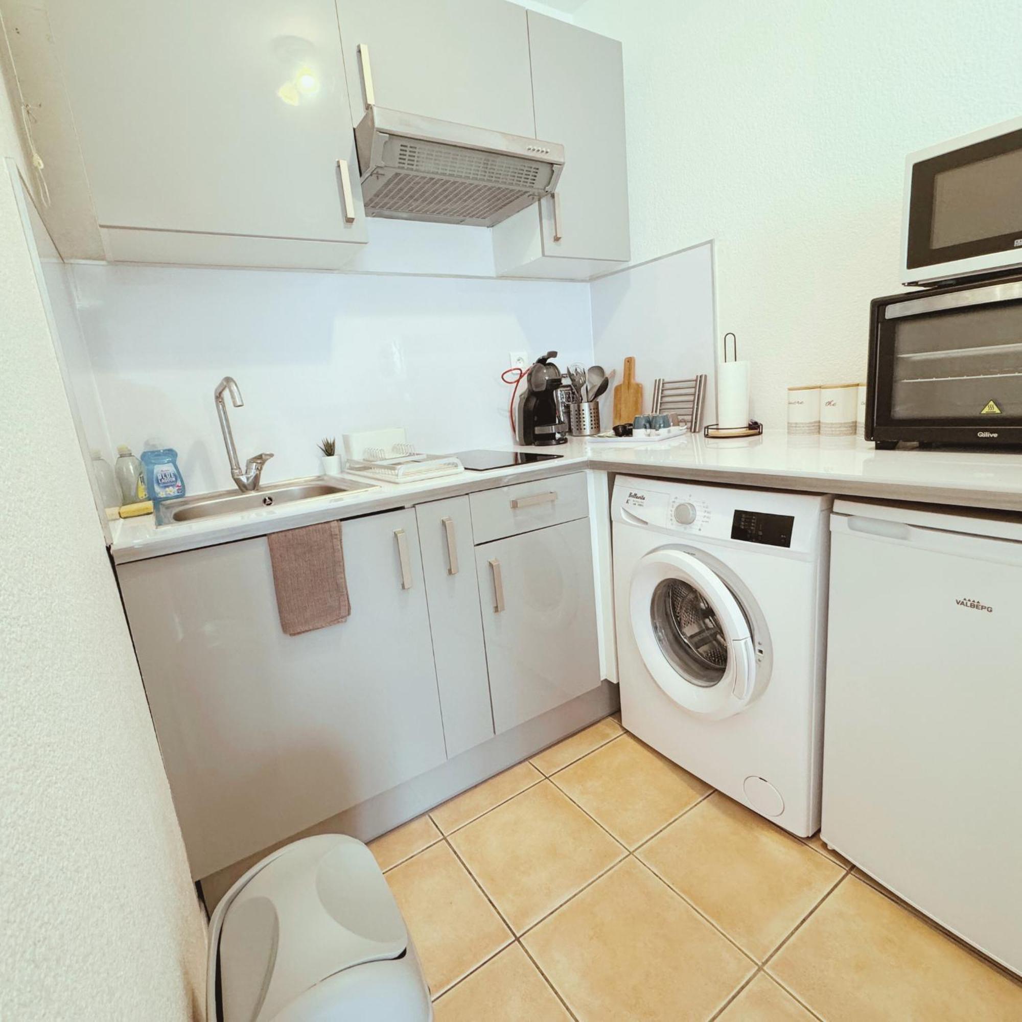 Appartement Residence Prive Avec Parking Wifi Clim Piscine Avignon Kültér fotó